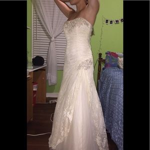 David bridals wedding dress